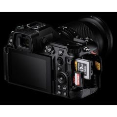 Nikon Z6 III + 24-120mm f/4 Lens Kit Aynasız Fotoğraf Makinesi (Karfo Karacasulu Garantili)