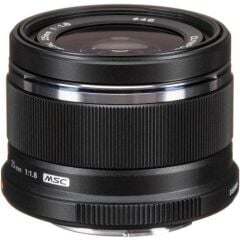 Olympus M.Zuiko Digital 25mm f/1.8 Siyah Lens