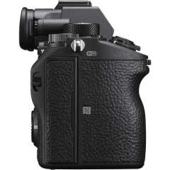 Sony A7R III A Aynasız Fotoğraf Makinesi (Sony Eurasia Garantili)