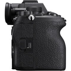 Sony A7 V Body Aynasız Fotoğraf Makinesi (Eurasia Garantili)