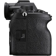 Sony A7R V Body Aynasız Fotoğraf Makinesi (Sony Eurasia Garantili)