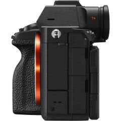 Sony A7R V Body Aynasız Fotoğraf Makinesi (Sony Eurasia Garantili)